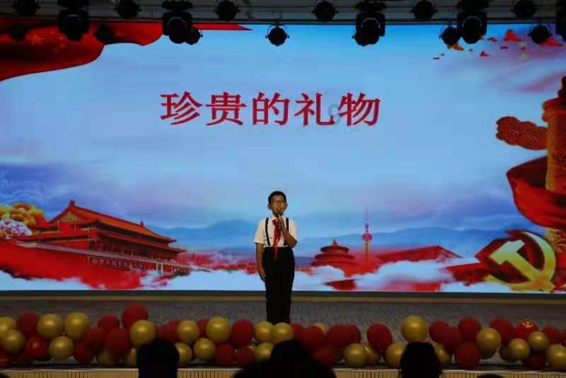 200年出1个的美神,是怎么从出身豪门混到四处流浪的