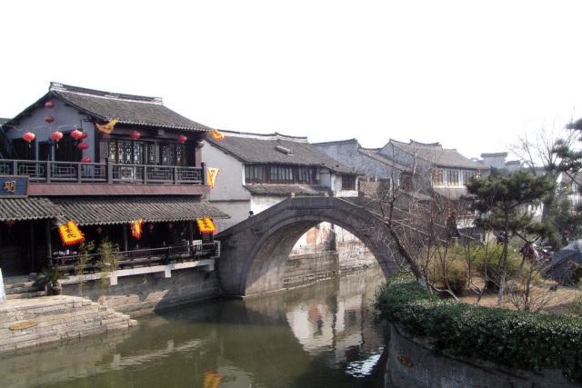 我做的四川泡菜，蒜变成绿色的了，请问还能吃吗？游戏画面
